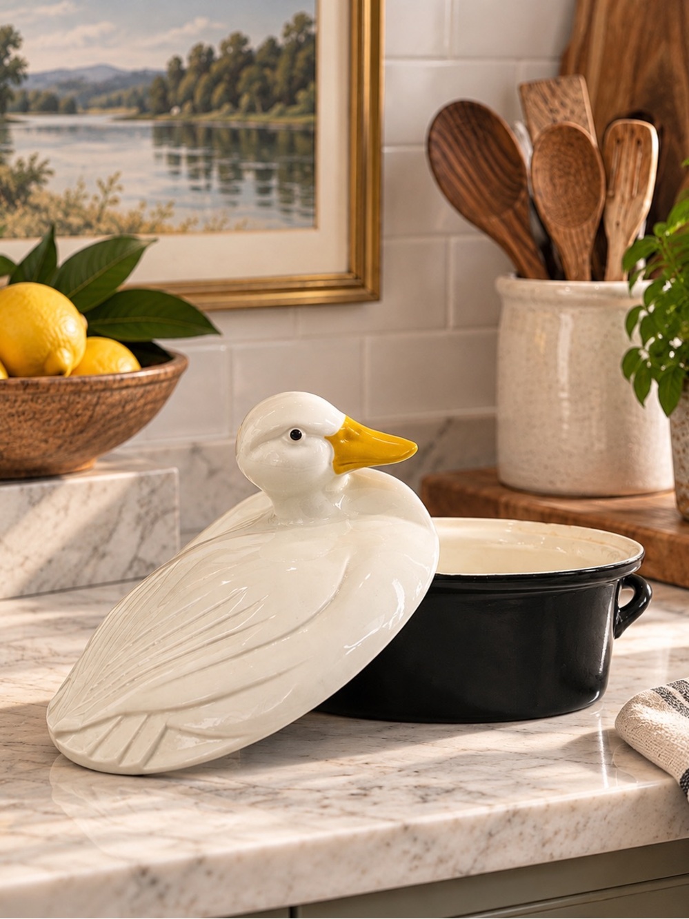 Vintage Hall Carbone White Duck on Black Nest Covered Casserole